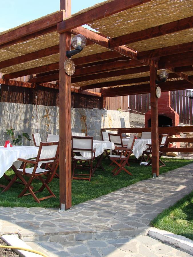 Pensiunea Taverna Bucium Iasi Exterior photo